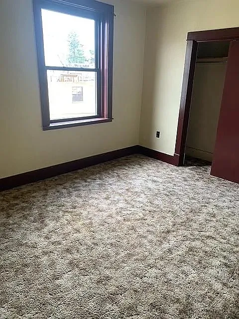 3 bed, 850 sqft, $850 — Photo 4