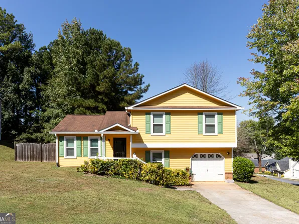 780 Shore Dr, Lithonia, GA 30058
