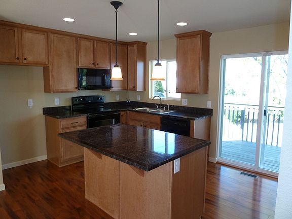 ILAND, GRANITE, PENDANT LIGHTS