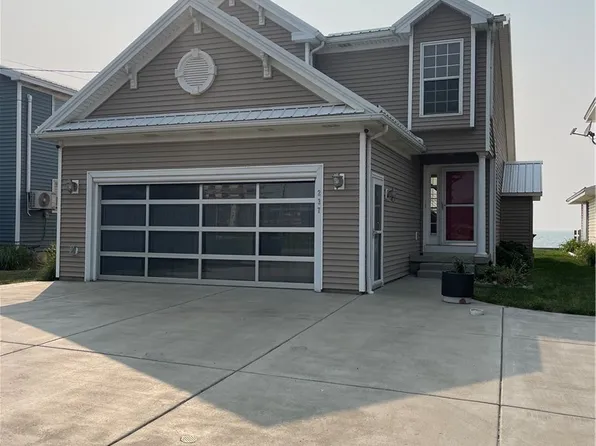 237 S Shore Dr, Buffalo, NY 14219