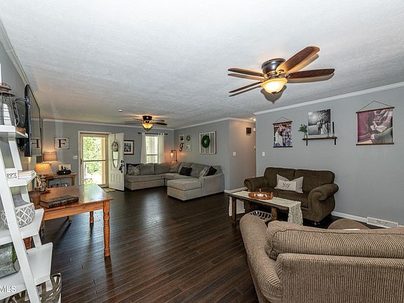 3rd image of 3133 Nickel Point Dr