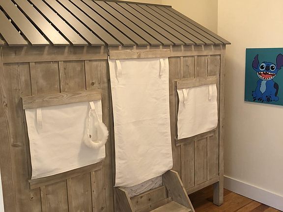 Bonus room (small bedroom, nursery, office)