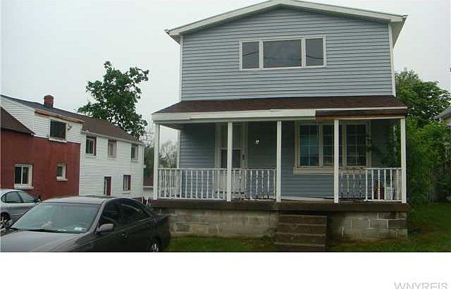 2nd image of 182 Lakeview Ave