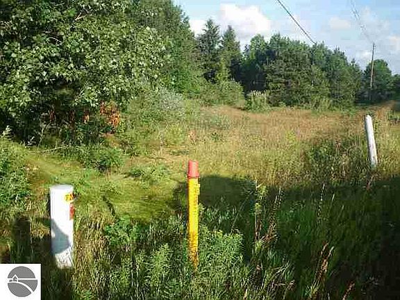 5th image of S Lake Leelanau Dr