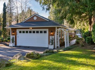 17643 Kelok Rd, Lake Oswego, OR 97034