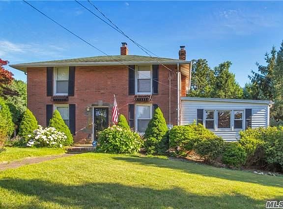 2nd image of 14 Hillcrest Ave