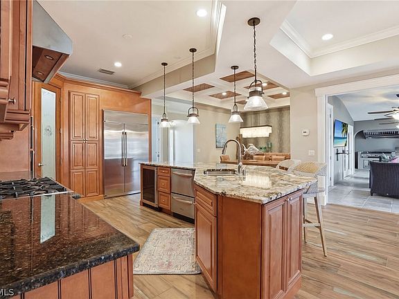 5th image of 2827 SW 33rd St