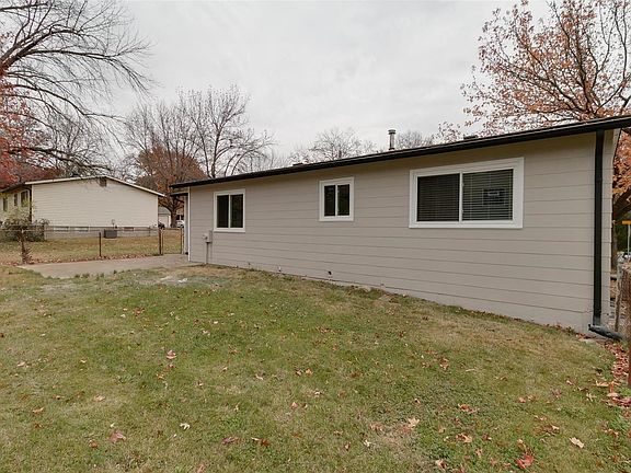5th image of 6115 Red Wagon Ct