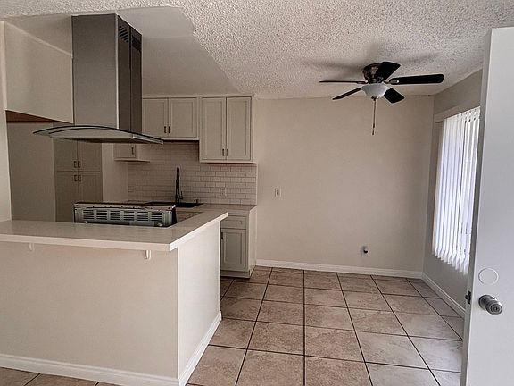 2nd image of 1600 N Stanton Pl #10
