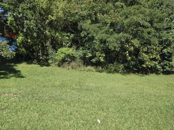 1599 N Pkwy, Jackson, TN 38301