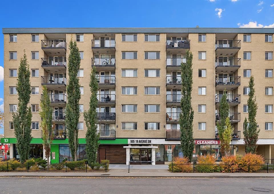 1st image of 505 S 19th Ave SW #405