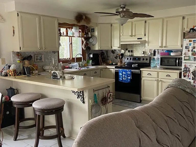 4431 Nicolet Dr — Photo 7
