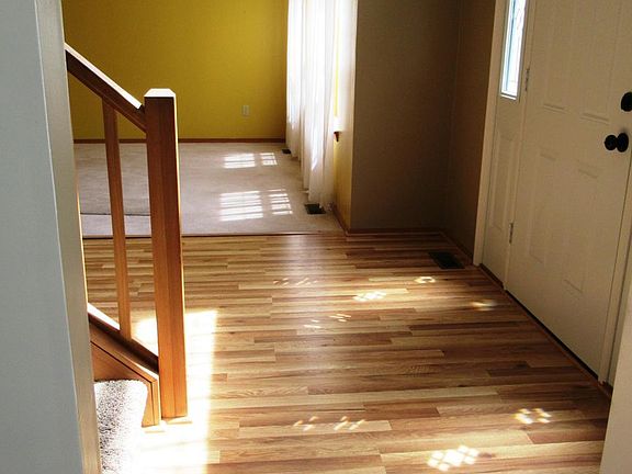 4th image of 5138 Hickory Ln