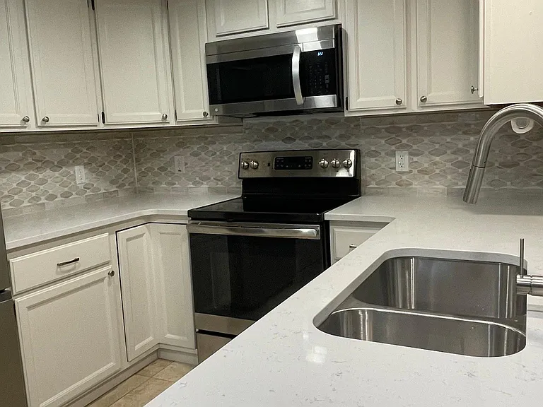 Nice new kitchen! All stainless appliances