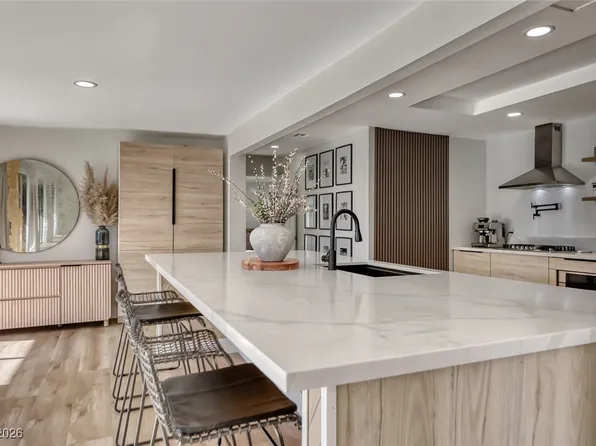 2621 Mason Ave, Las Vegas, NV 89102