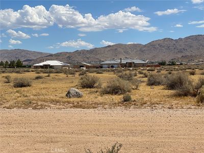 1 Klickitat Ave, Apple Valley, CA, 92307