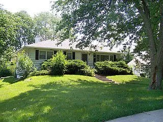 6705 Willow Springs Rd photo 1