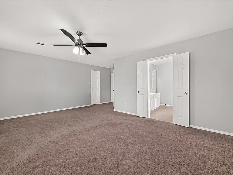 10031 Magnolia Way — Photo 35