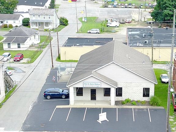 2nd image of 1080 Linden Ave