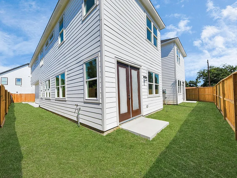 4133 E Toliver St — Photo 44