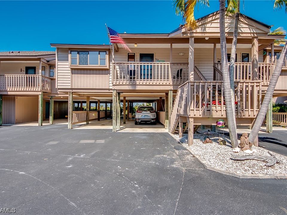 1st image of 7532 Captains Harbor Dr APT 705