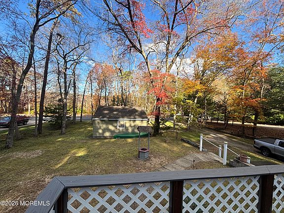 2nd image of 824 S Lake Drive