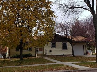 1423 N State St, Aberdeen, SD 57401