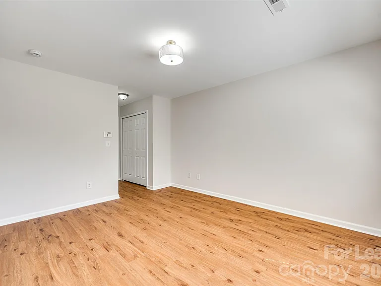 14139 Tranters Creek Ln — Photo 12