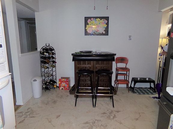 5th image of 3340 W Celeste Ave