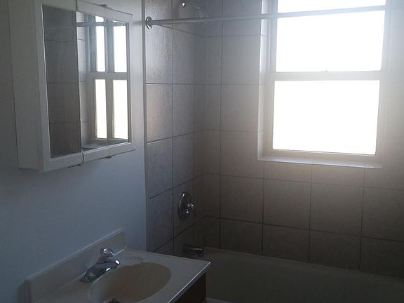 2nd image of 1607 N Central Ave APT 3W