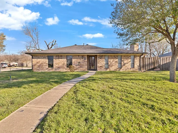621 Aspen Dr, Denton, TX 76209