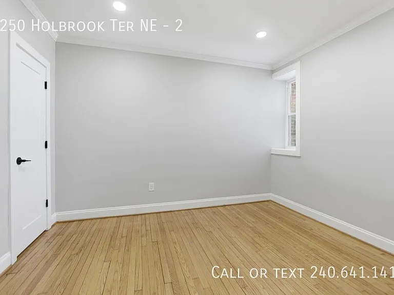 1250 Holbrook Ter NE #2 — Photo 11