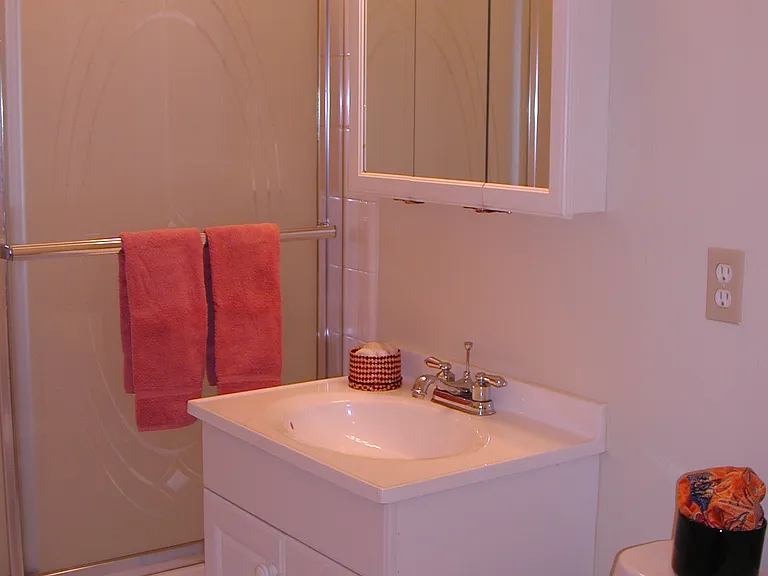 14 Garden Ct #6 — Photo 6