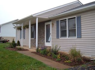 42 Ox Rd, Waynesboro, VA 22980