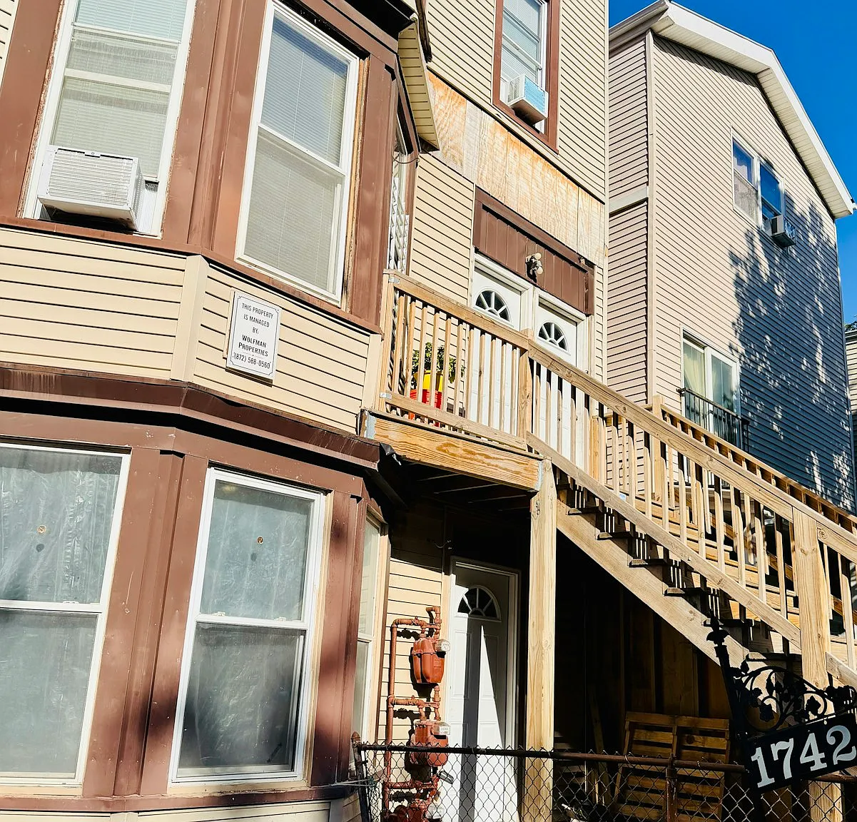 1742 North Saint Louis Avenue, Unit 1 — Photo 1