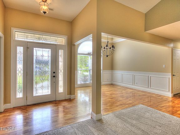 5th image of 1021 Elsborn Ridge Rd