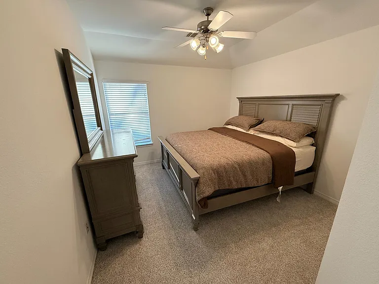 9839 Planters Row Dr — Photo 19