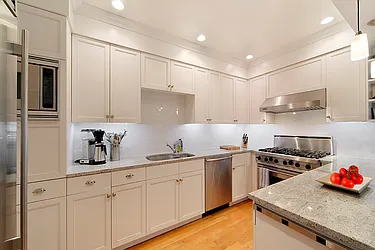 Sold by Engel and Volkers Brownstone Brooklyn