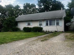 8336 Haddix Rd, Fairborn, OH 45324