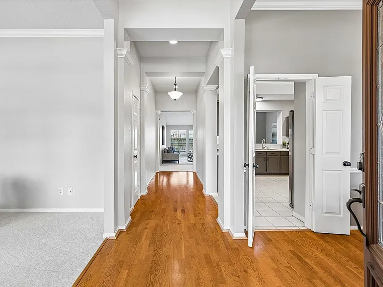 4135 N Nolan Pl — Photo 3