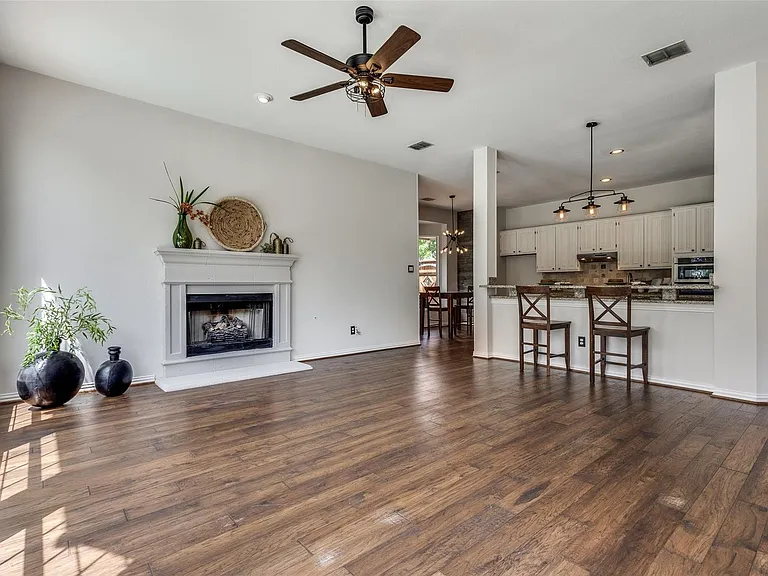 5901 Norfolk Ln — Photo 15