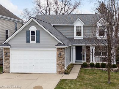 178 Turnberry Ct, Milford, MI, 48381