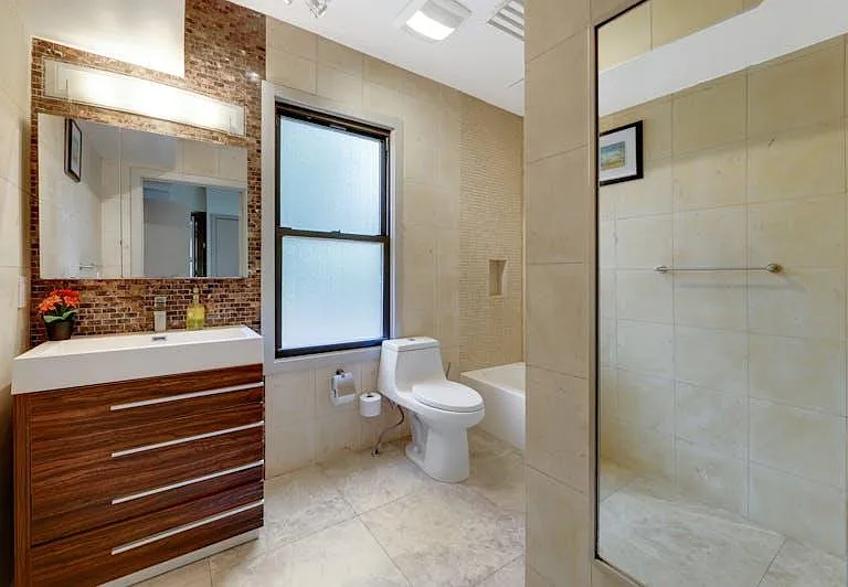 115 W Englewood Ave — Photo 19