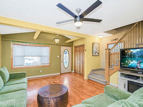 3rd image of 81 Winthrop Pl