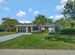 1016 Glenridge Dr, Leesburg, FL 34748