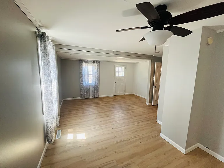 104 Cedar Ct — Photo 6