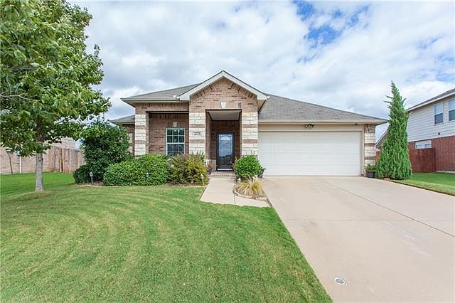 1st image of 4625 Prairie Crossing Dr