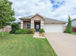 4625 Prairie Crossing Dr, Fort Worth, TX 76244