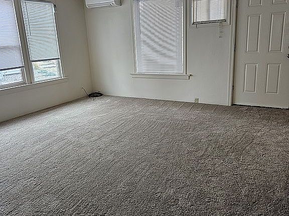 4th image of 509 Okanogan Ave