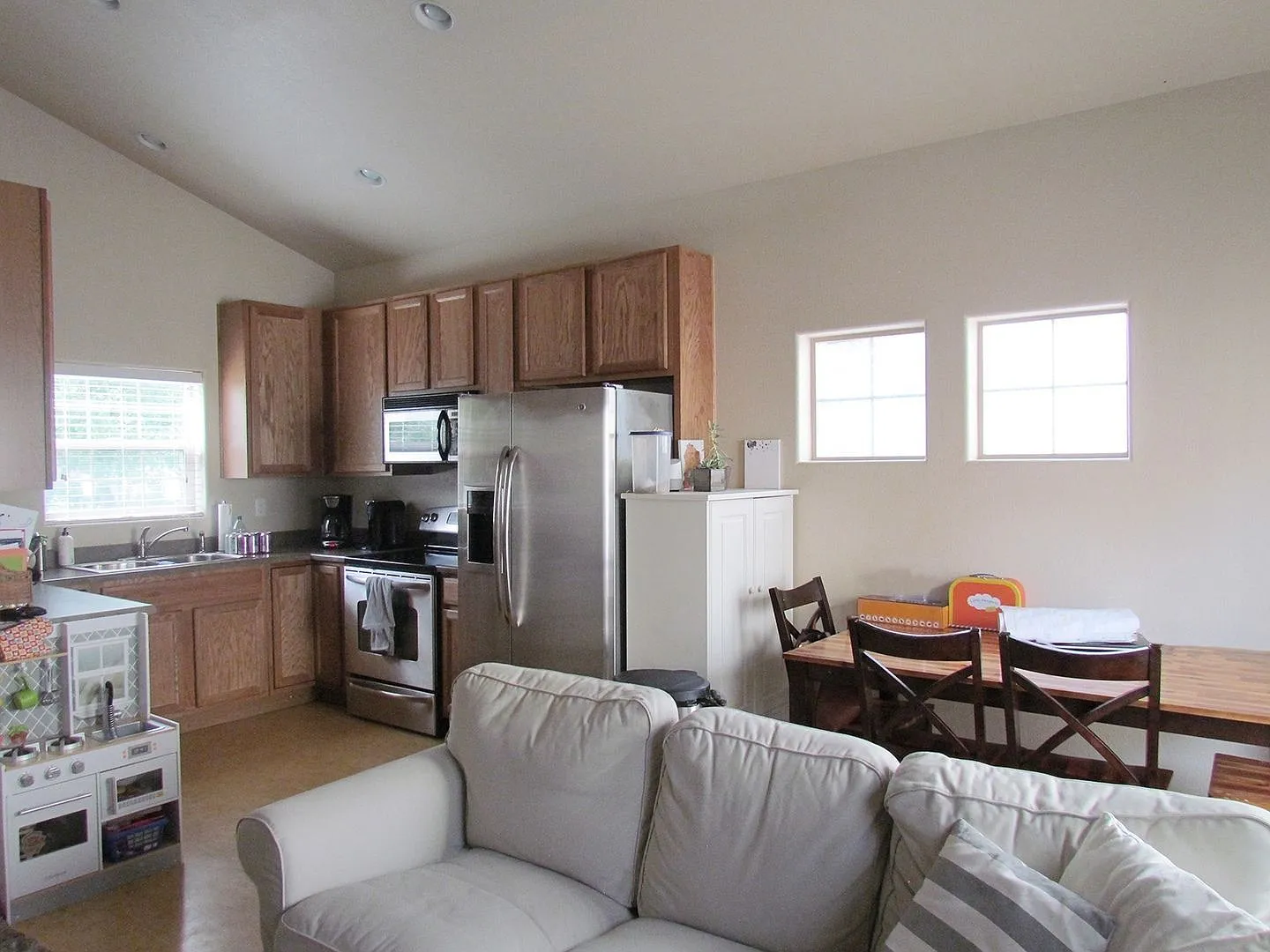 2 bed, 2.0 bath, 1167 sqft, $2,495 — Photo 3